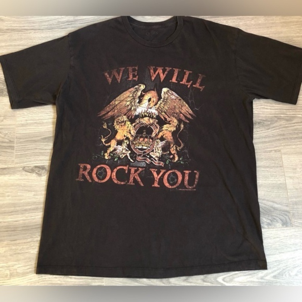 Queen Black T-Shirt